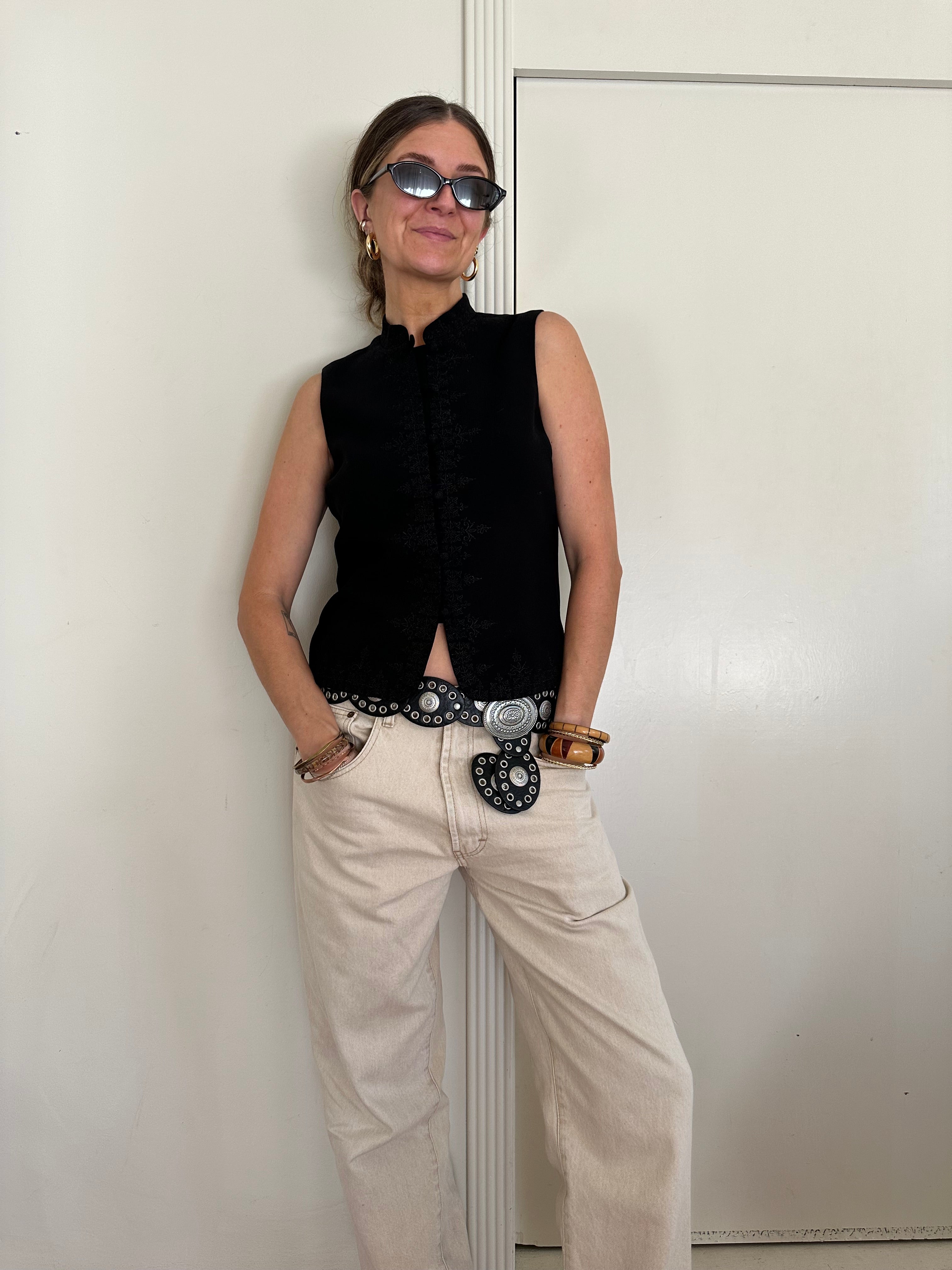 Embroidered Mandarin Collar Vest