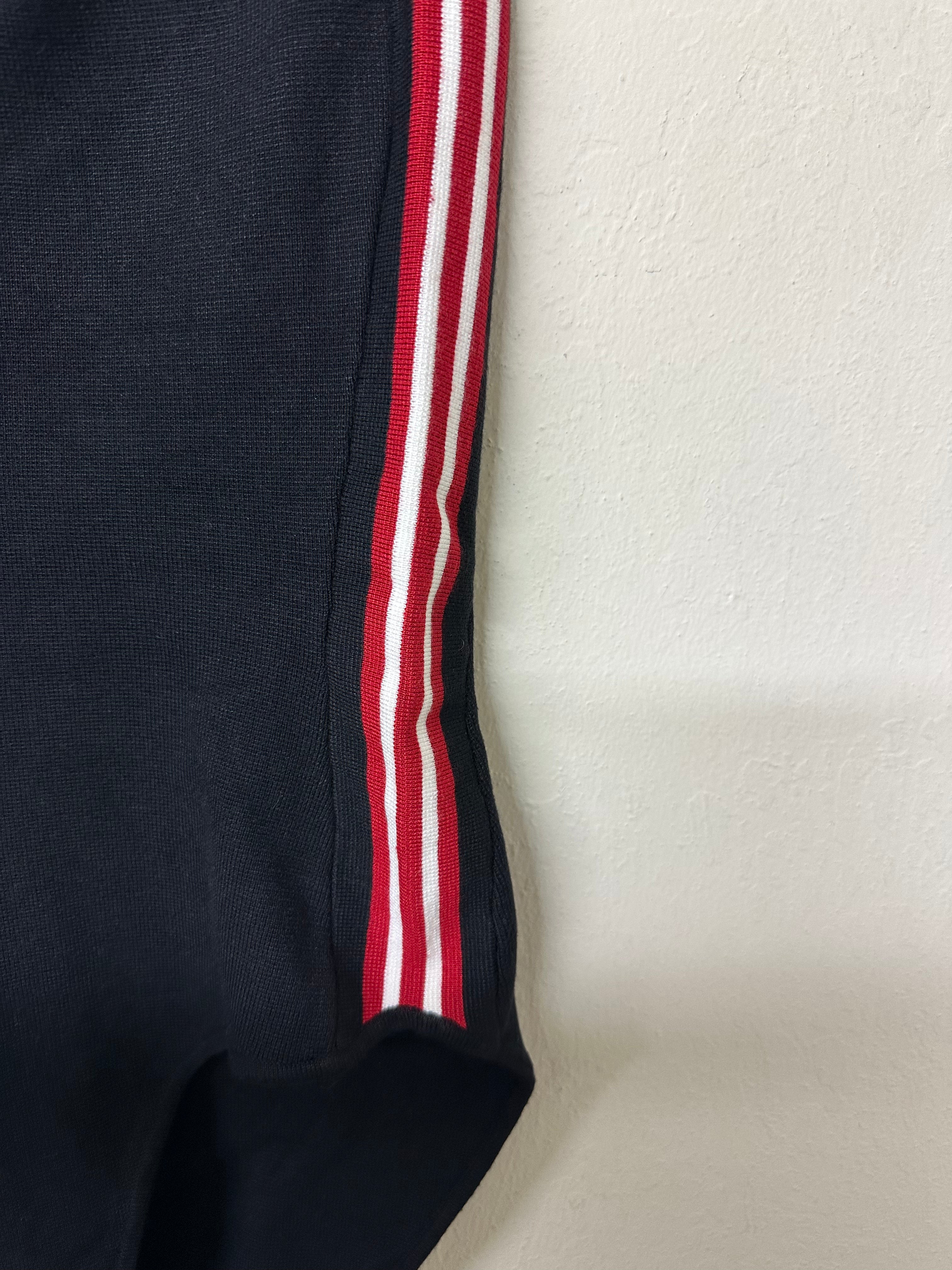 [Modern] Out from Under Black Sporty Strapless Knit Bodysuit