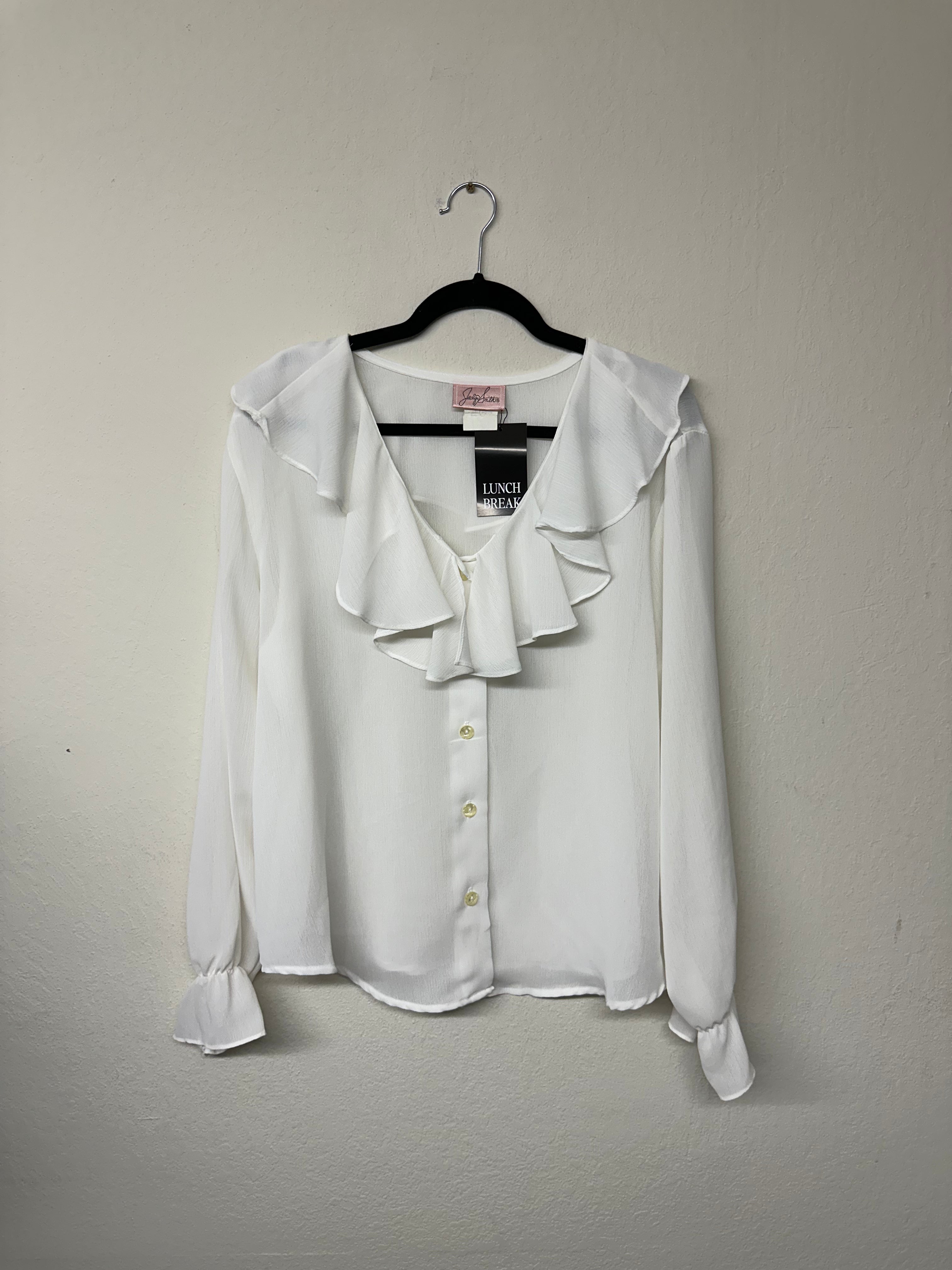 Jaclyn Smith White Ruffle Collar Top