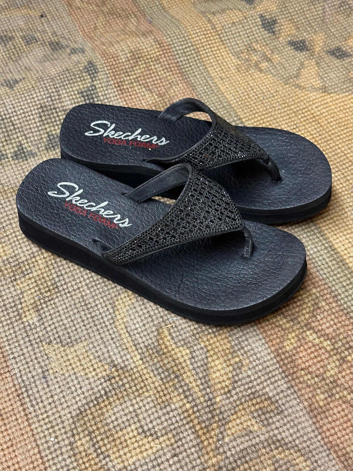 Skechers Black Sparkle Thong Platform Flip Flops