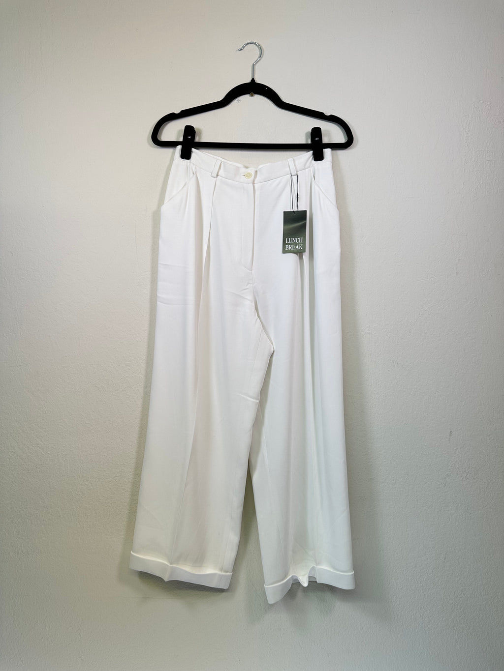 90s Jones New York White Cropped Trousers