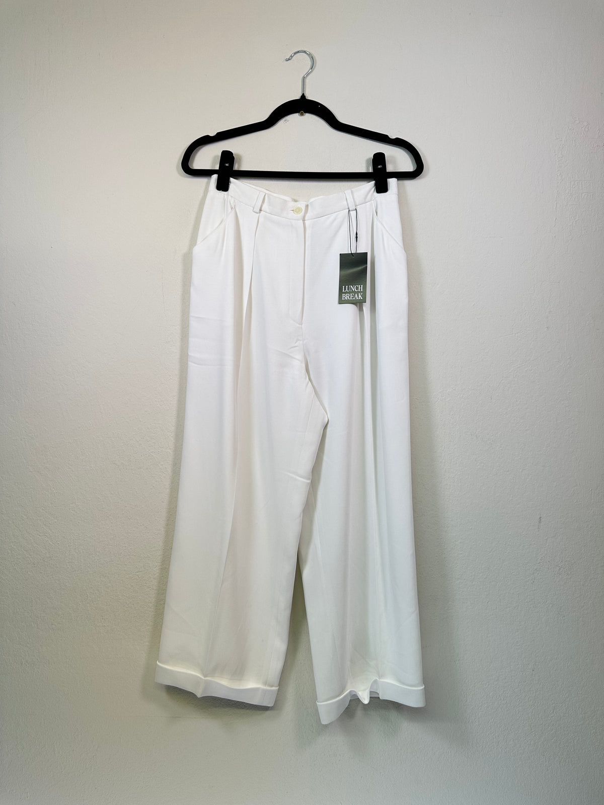 90s Jones New York White Cropped Trousers