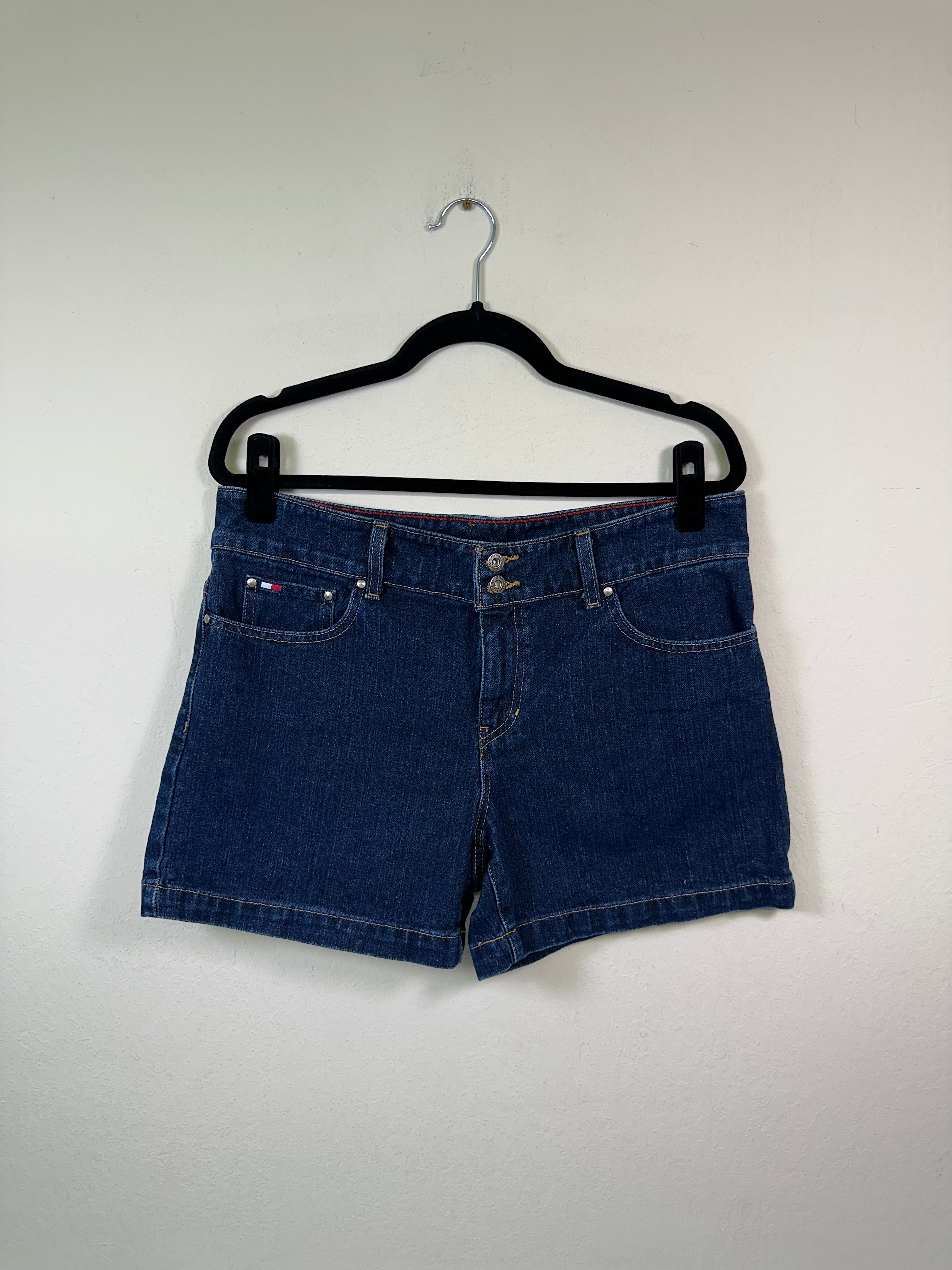 Tommy Hilfiger Y2K Dark Wash Mid-Length Shorts