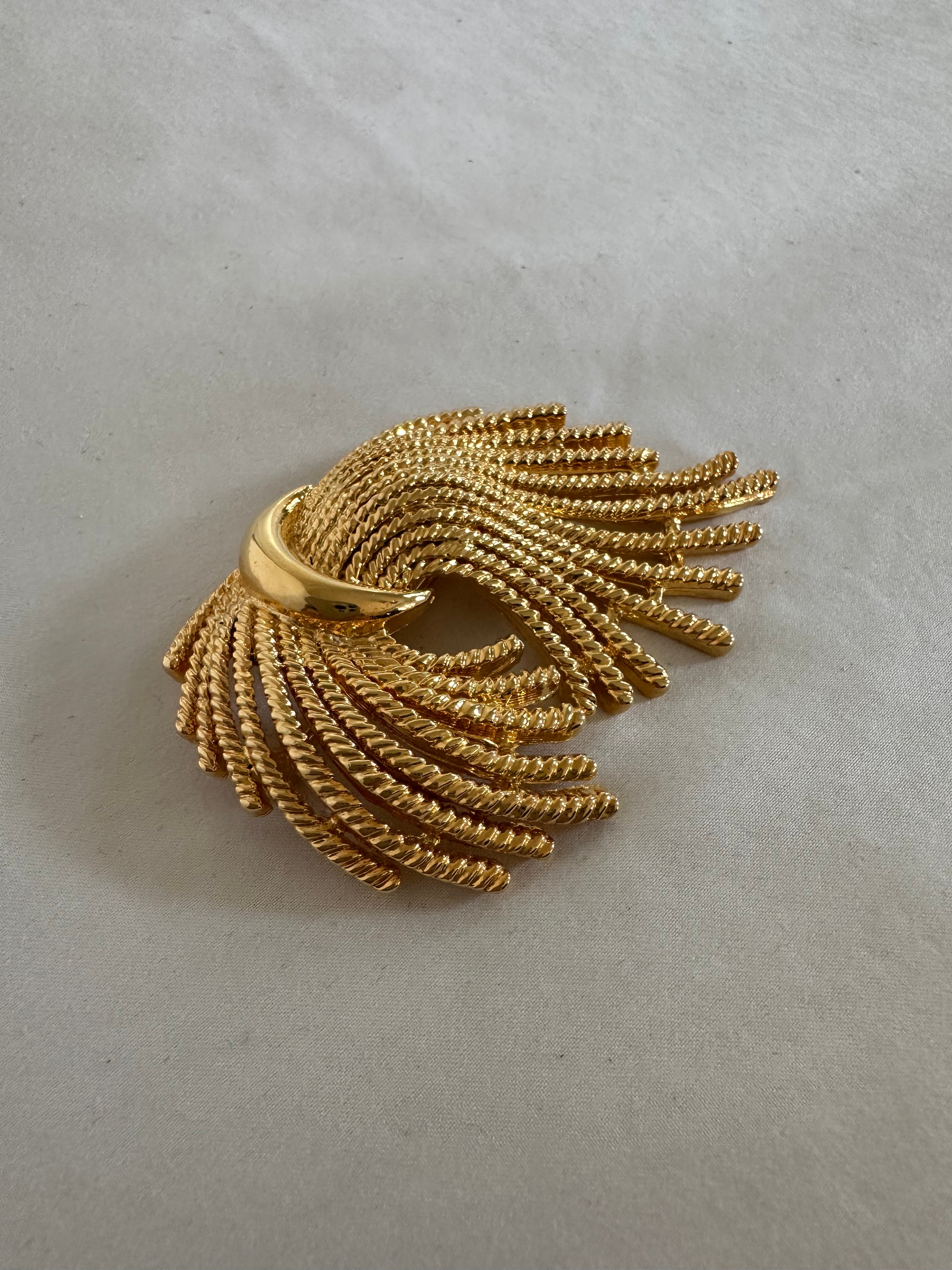 Vintage Gold Tone Fringe Brooch