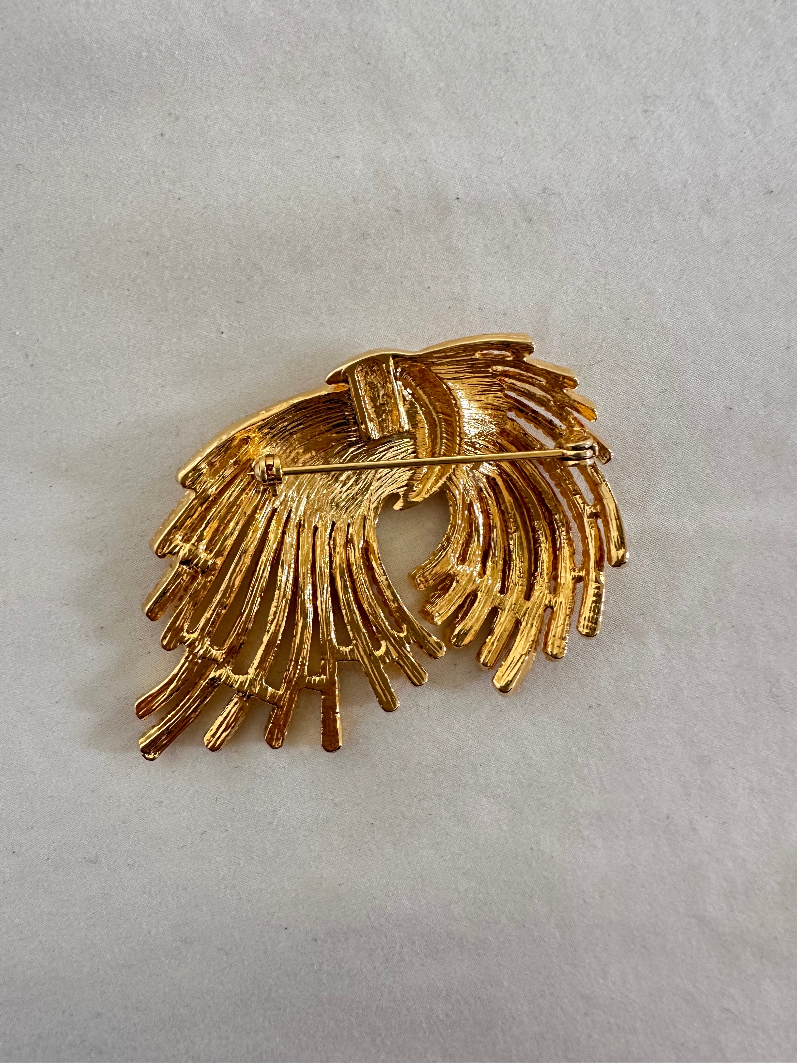 Vintage Gold Tone Fringe Brooch