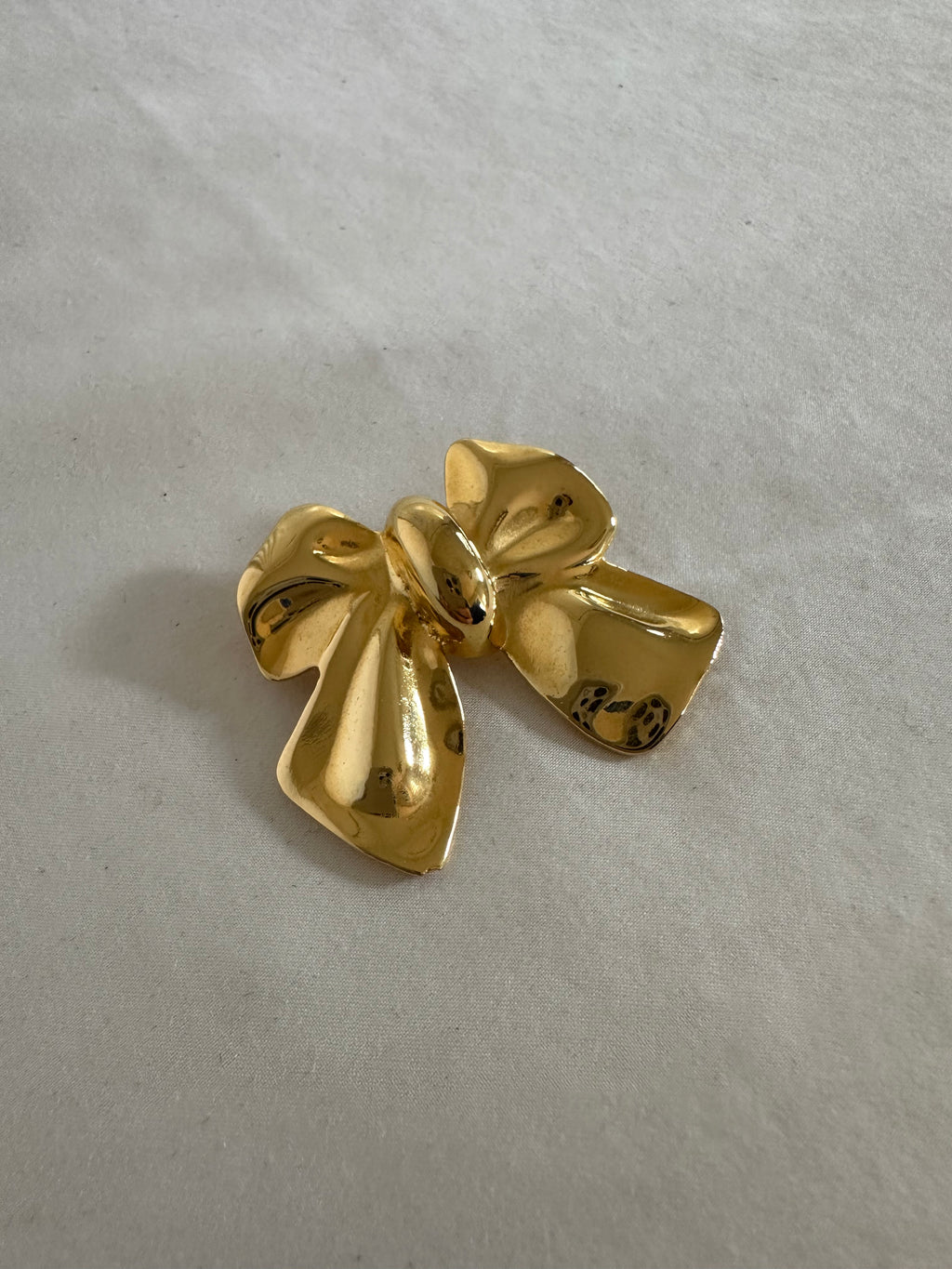 Gold-Tone Sculptural Bow Brooch