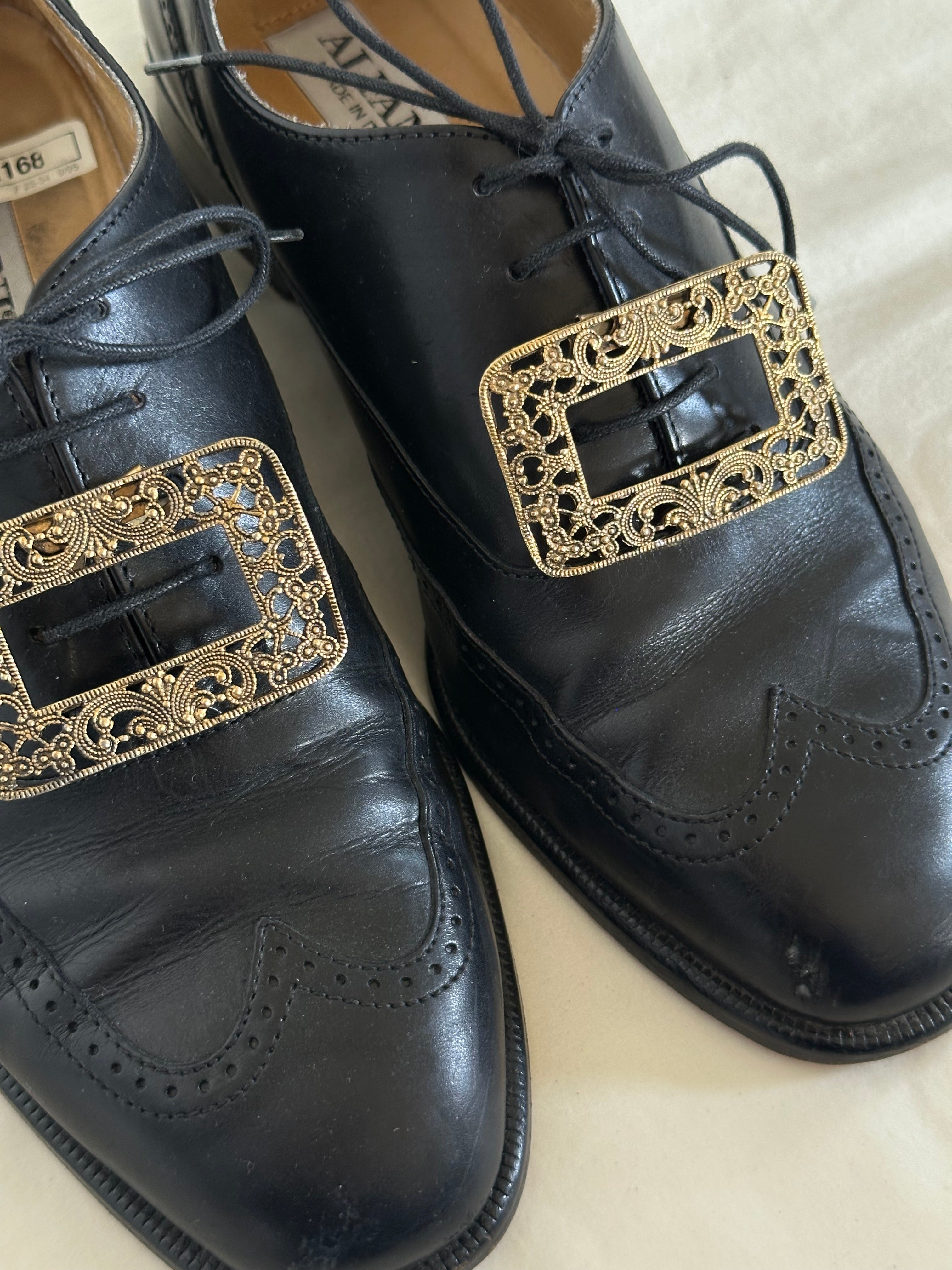 Musi Gold Shoe Clips