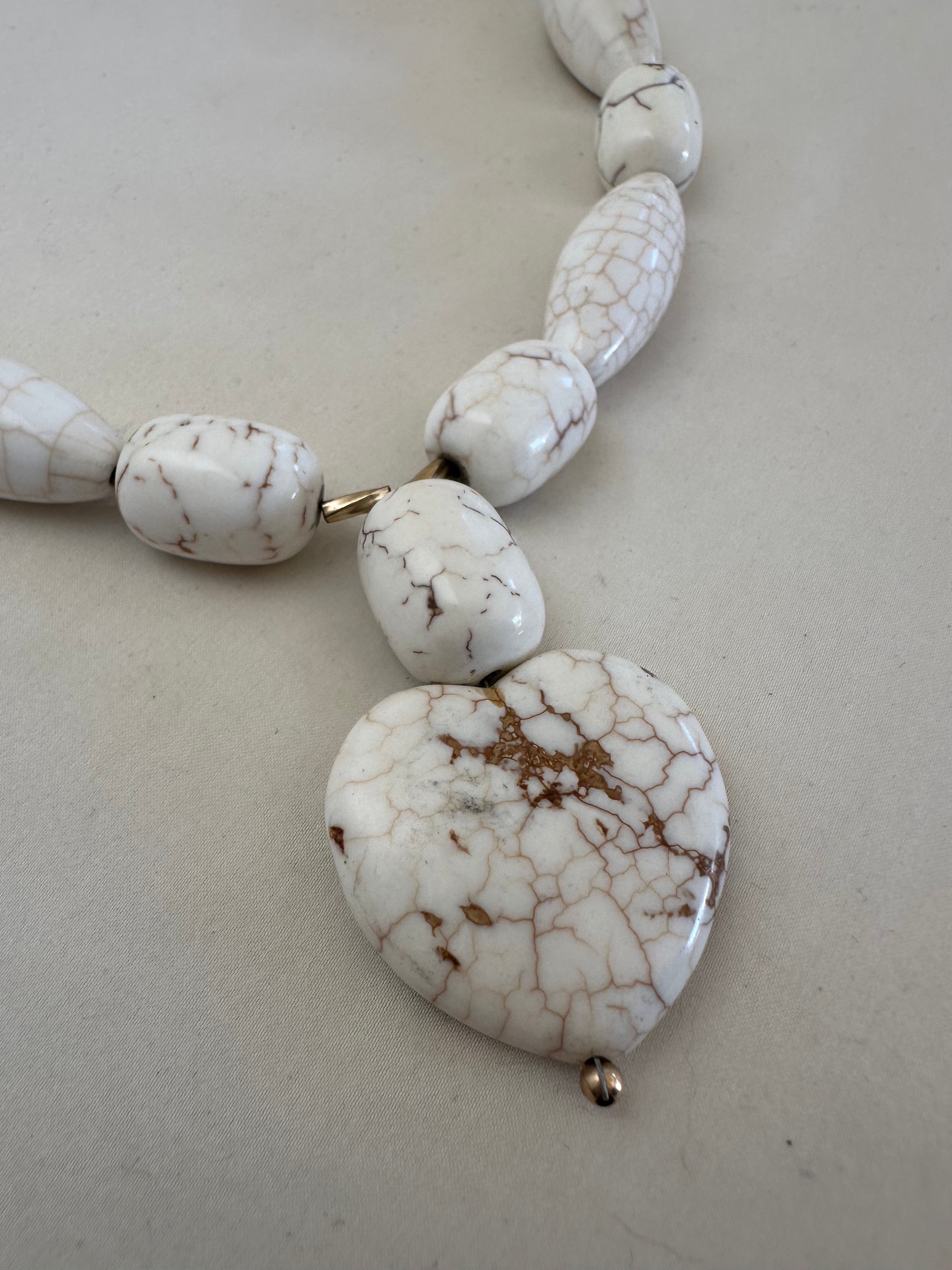Vintage White Howlite Heart Pendant Necklace