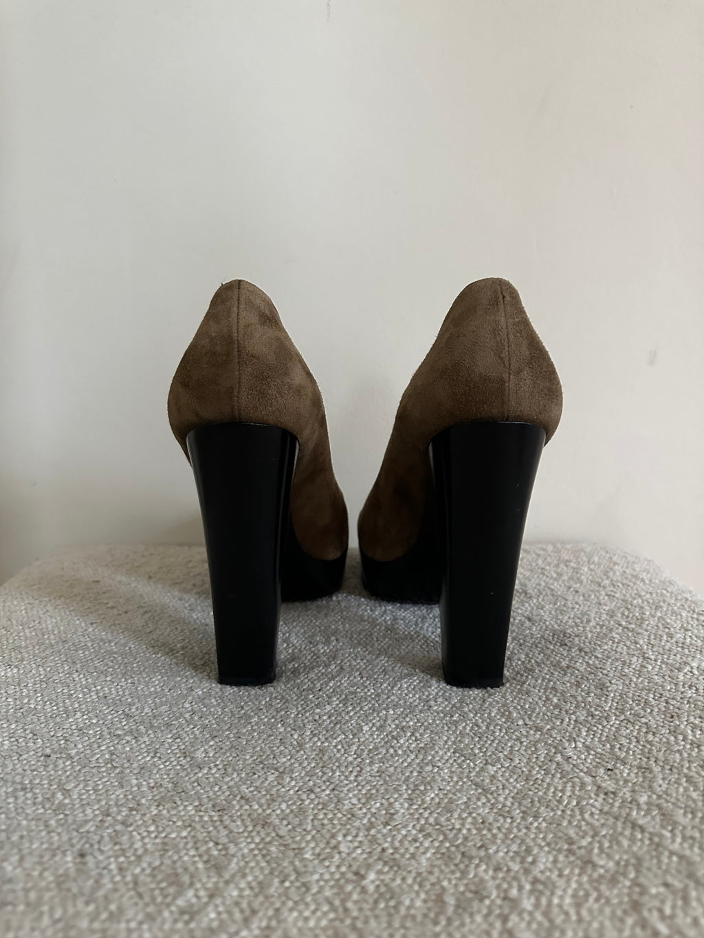 Lanvin Paris Green Suede Platform Heels — River Collection (2009)