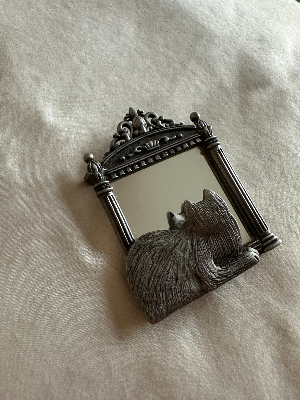 JJ Silver Cat Vanity Mirror Brooch