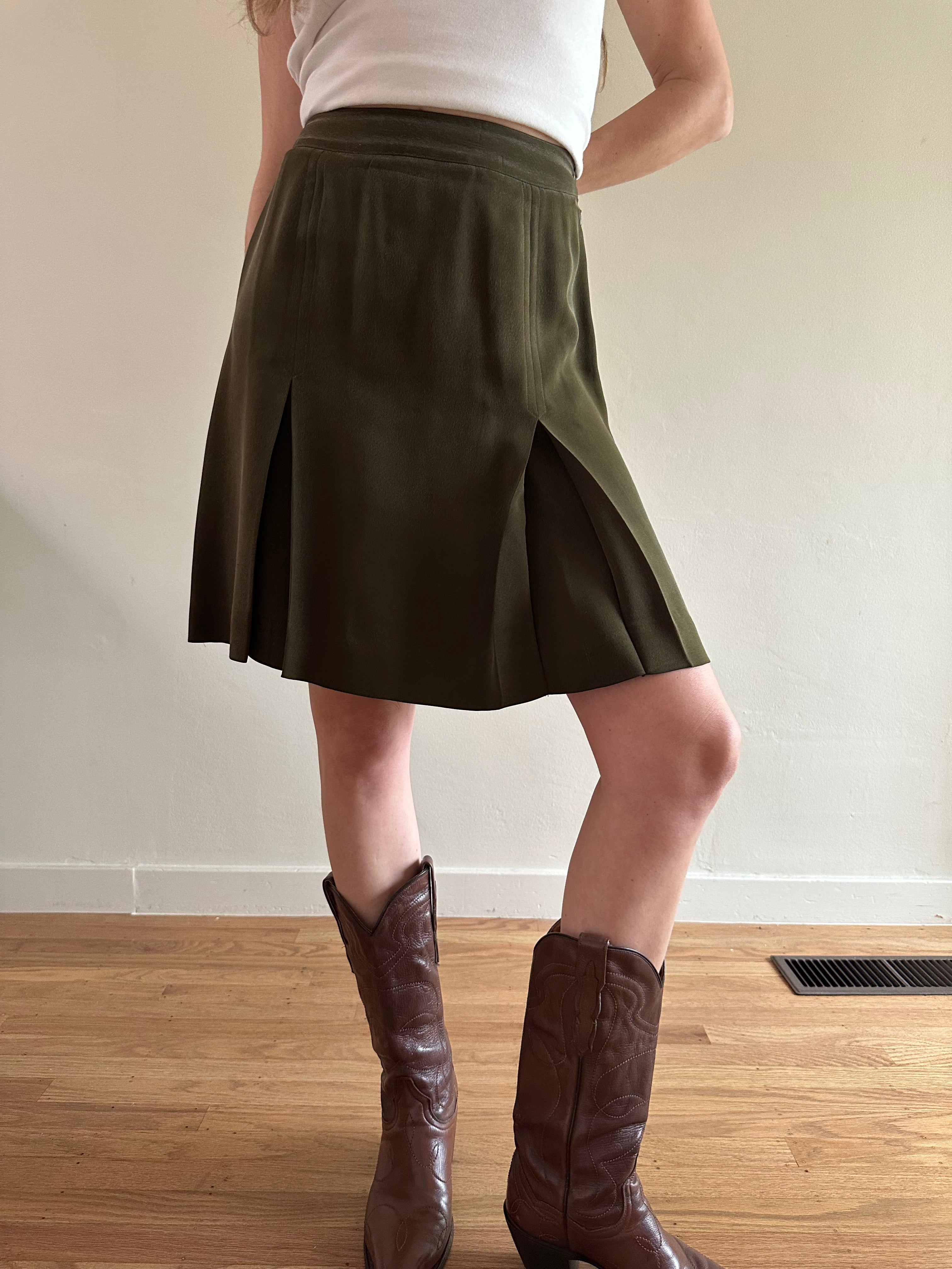 Jones New York Olive Silk Pleated Skirt