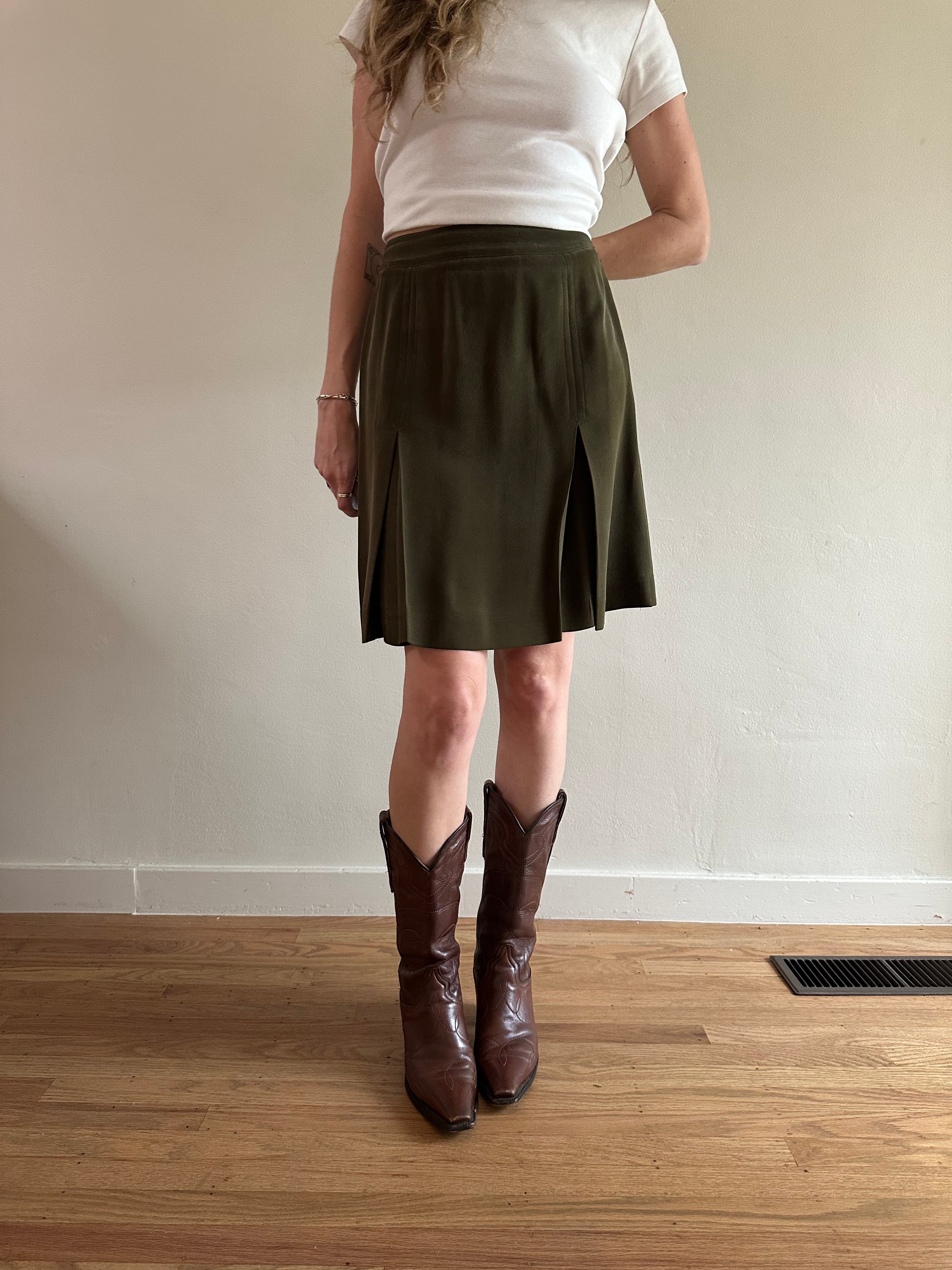 Jones New York Olive Silk Pleated Skirt