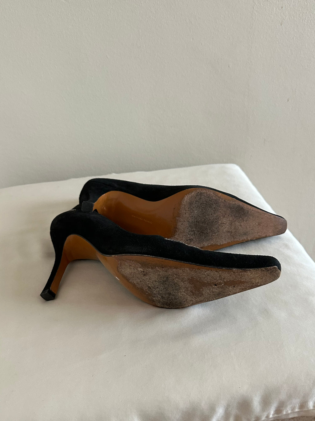 Martinez Valero Contrast Stitch Suede Heels