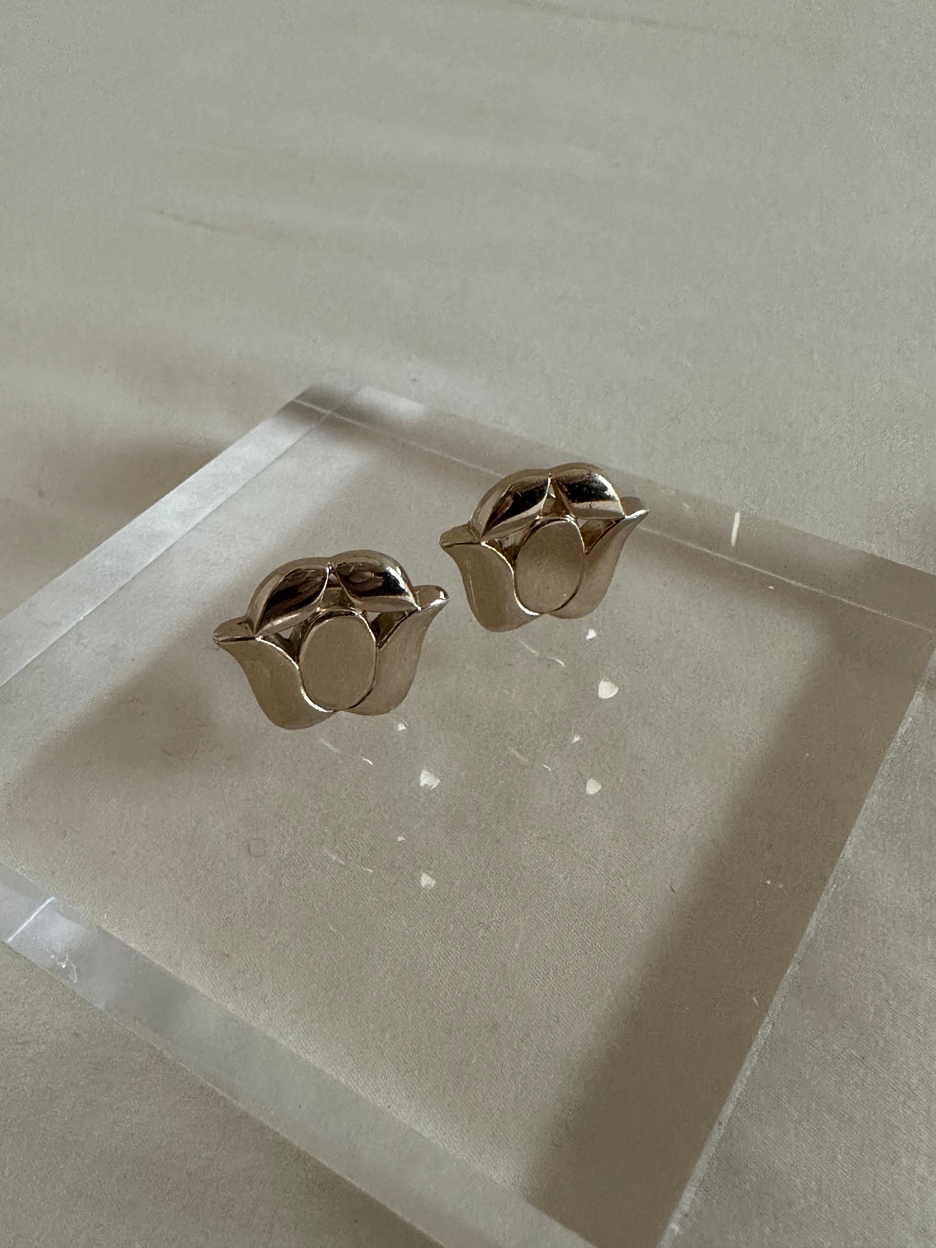 Monet Sculptural Pale Gold Clip-On Earrings