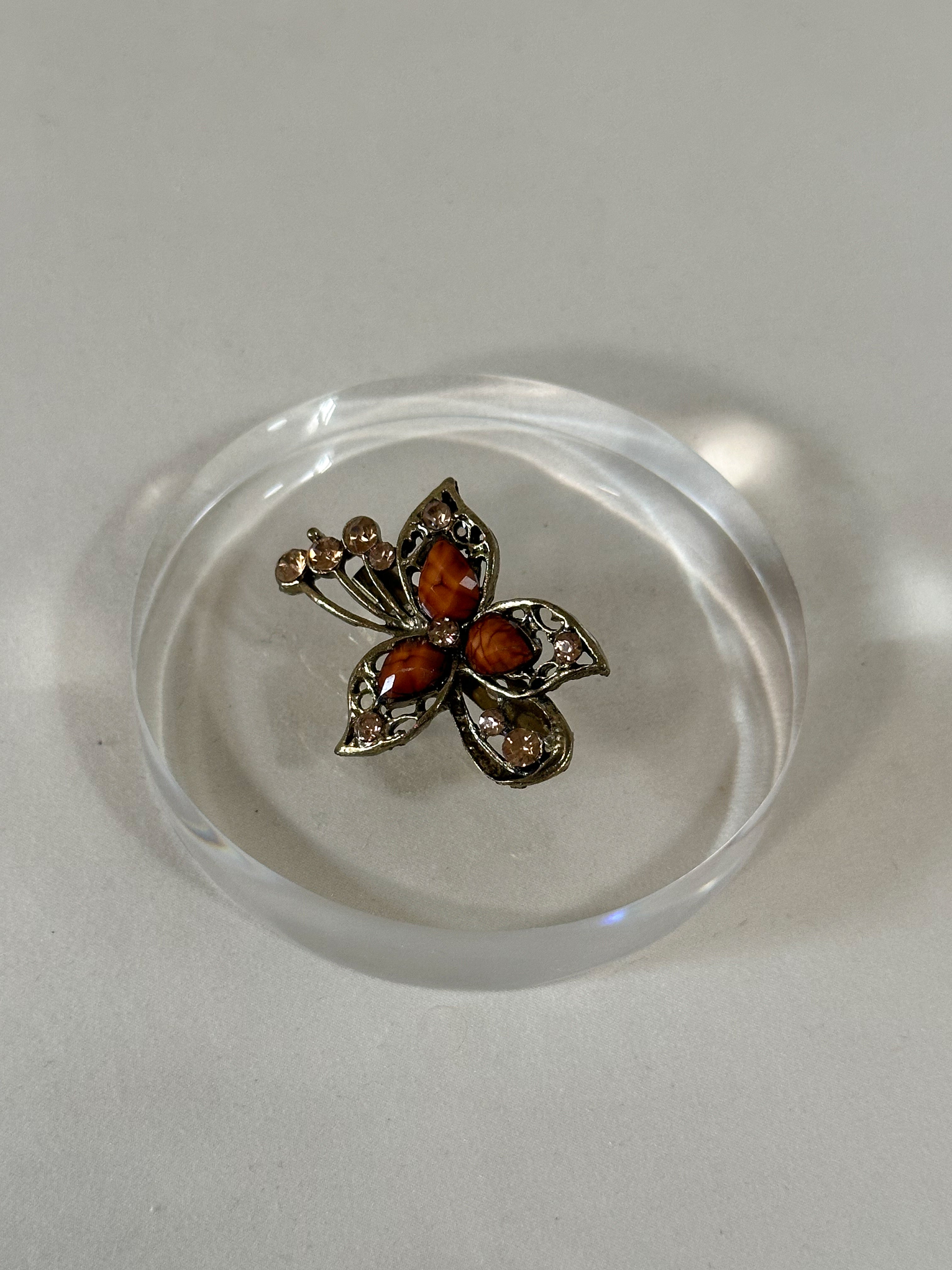 Antiqued Faceted Filigree Floral Brooch