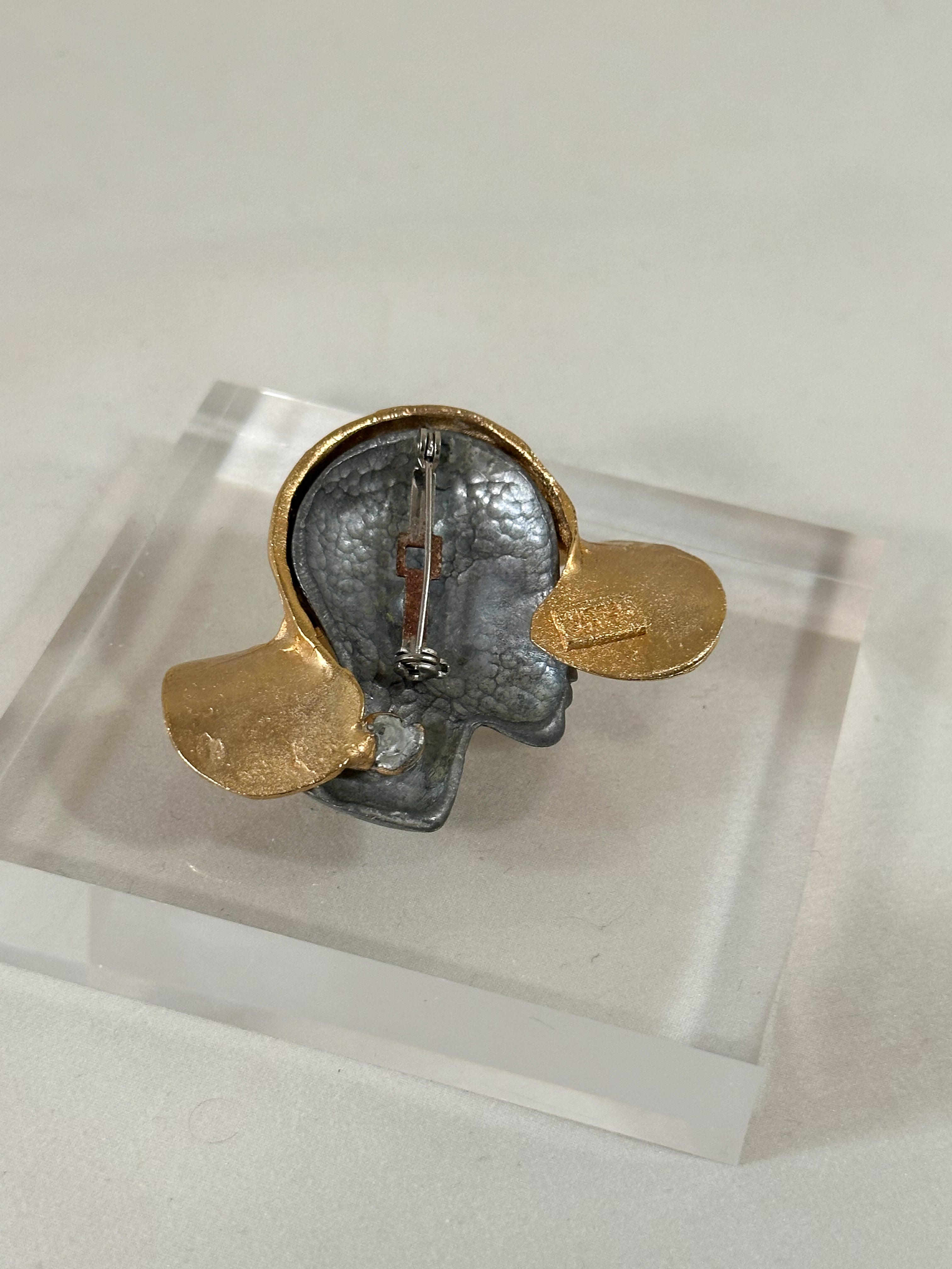 Ultra Craft Sculptural Lady in Hat Brooch