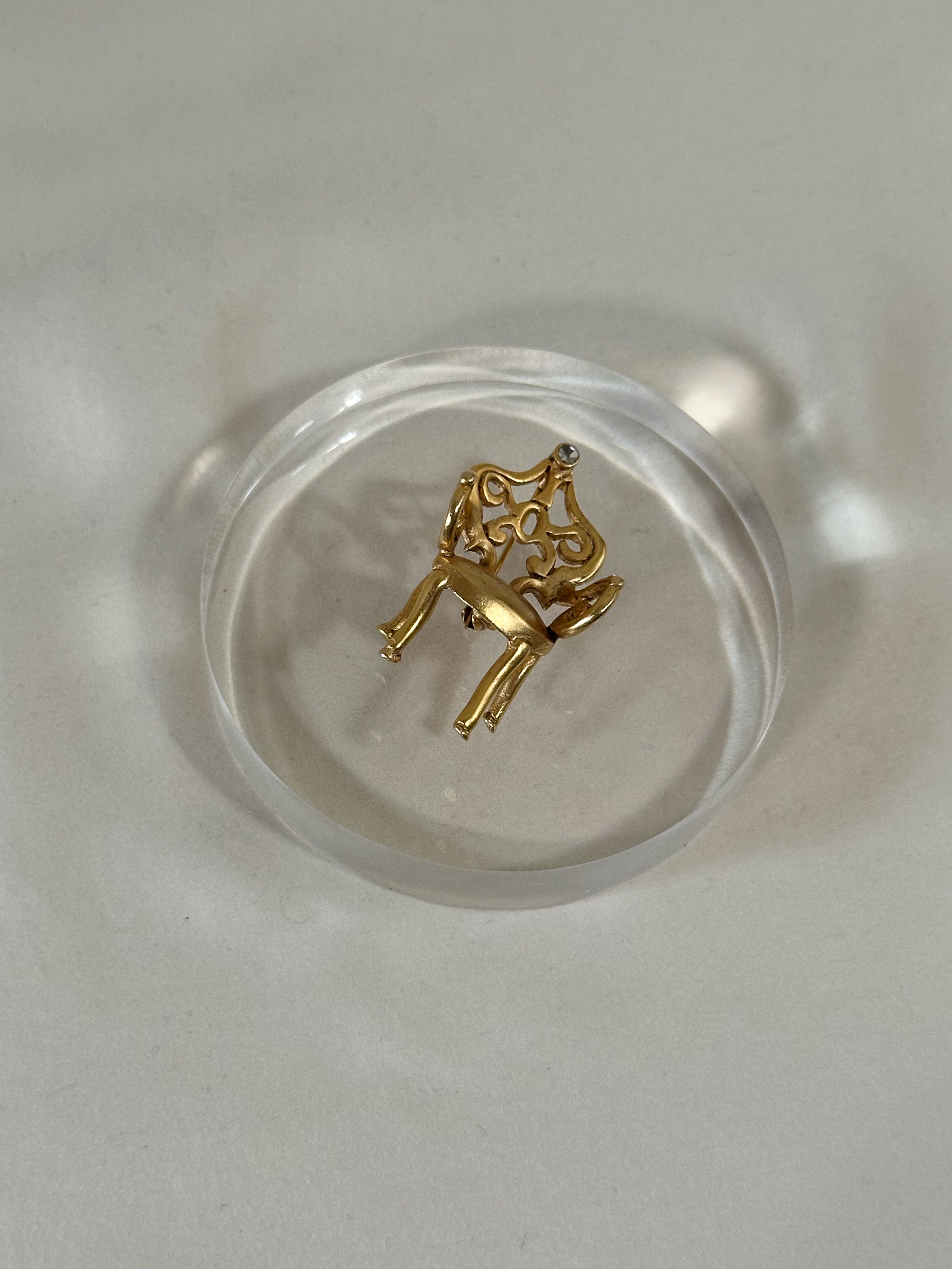 Filigree Armchair Brooch