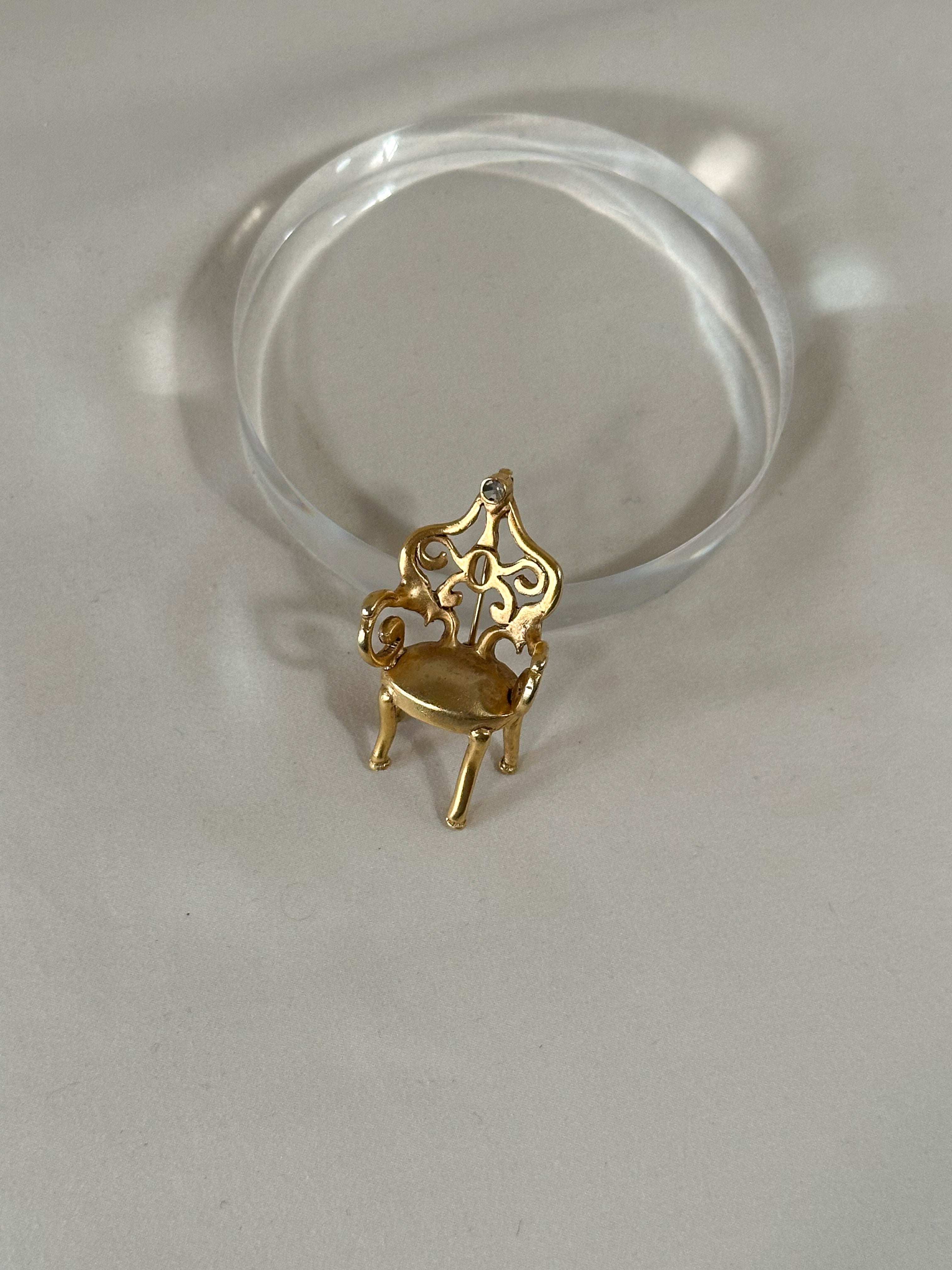 Filigree Armchair Brooch