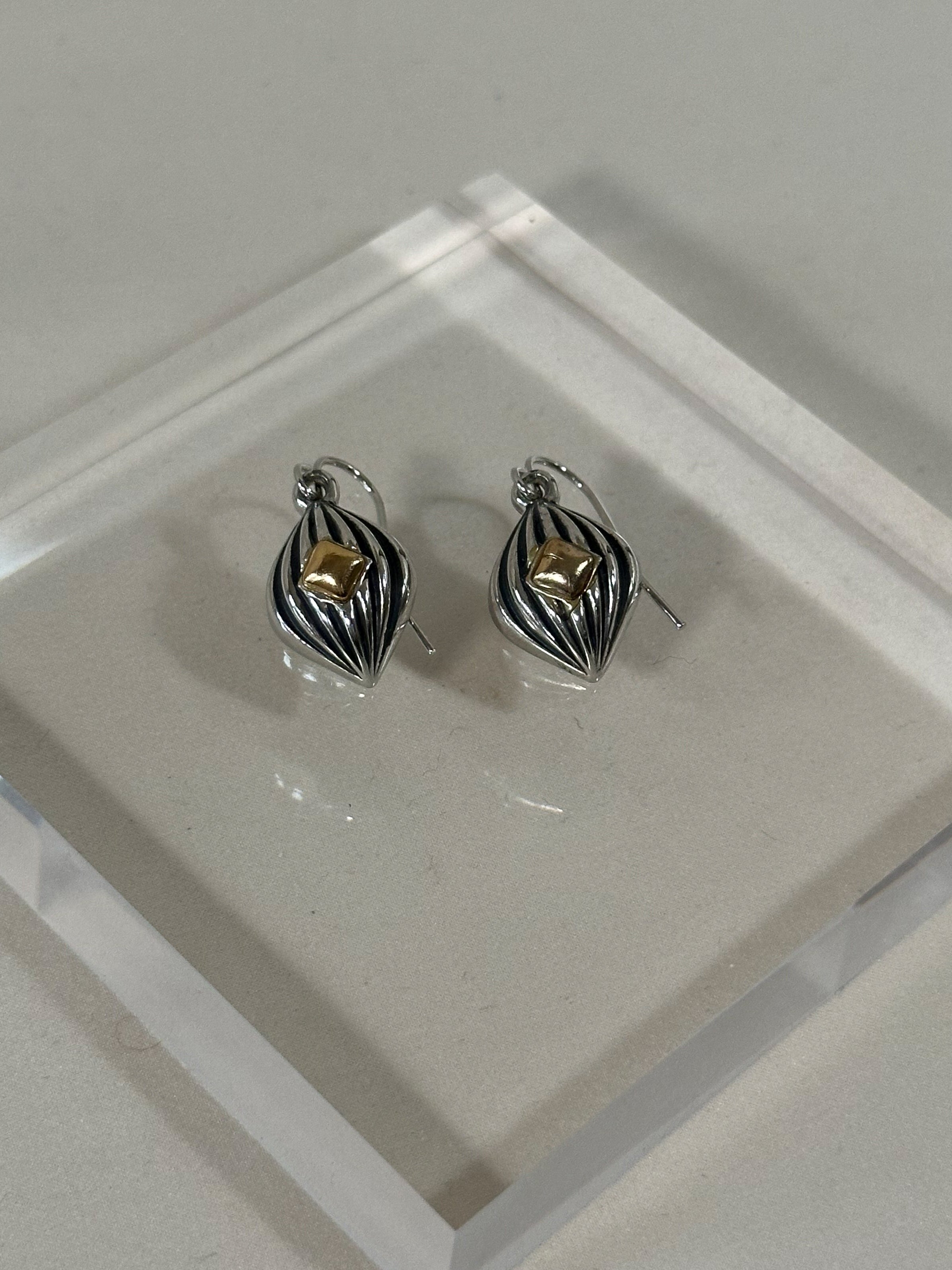 Two-Tone Fan Drop Earrings