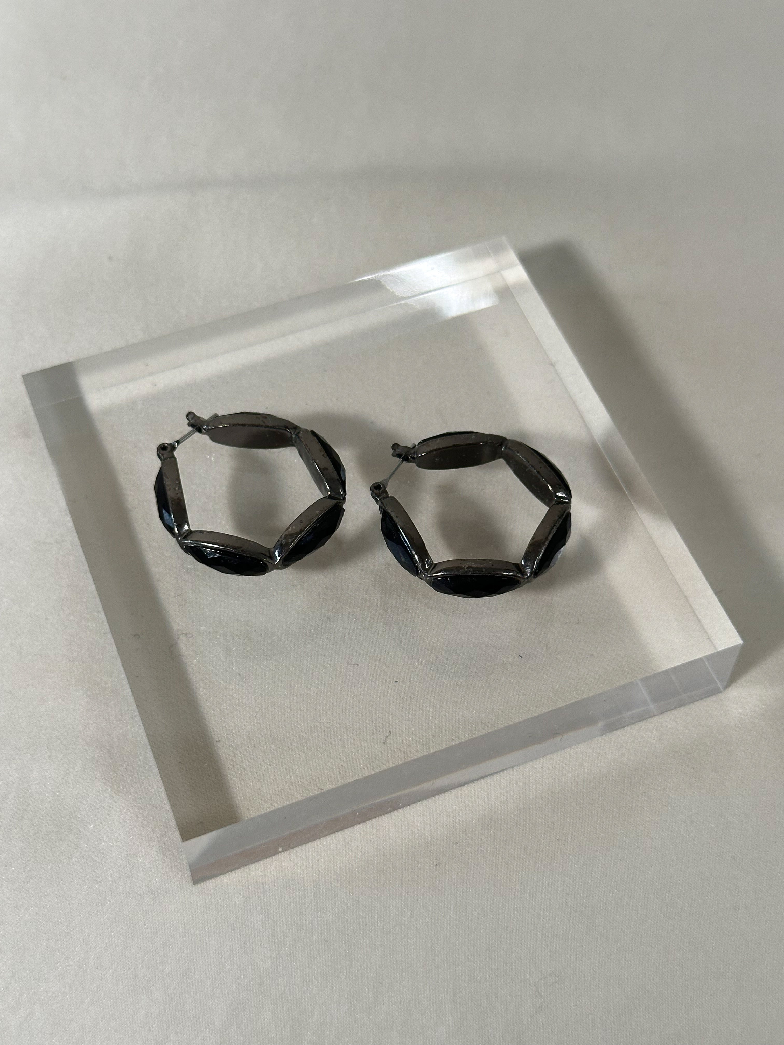 Black Faceted Gem Geometric Hoop Earrings