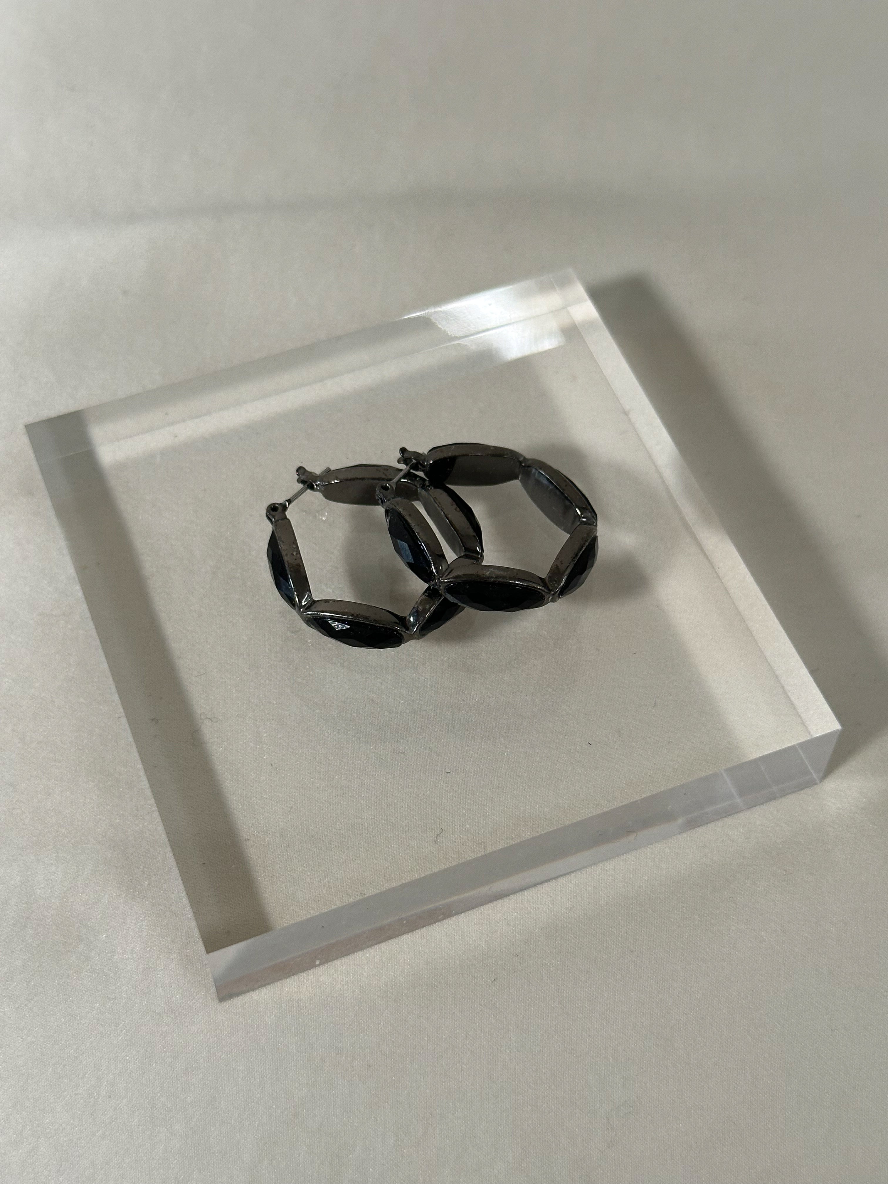 Black Faceted Gem Geometric Hoop Earrings