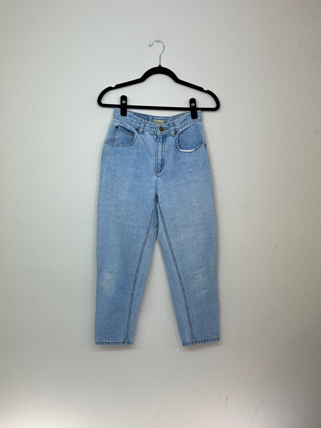 Liz Claiborne Cropped Mom Jeans