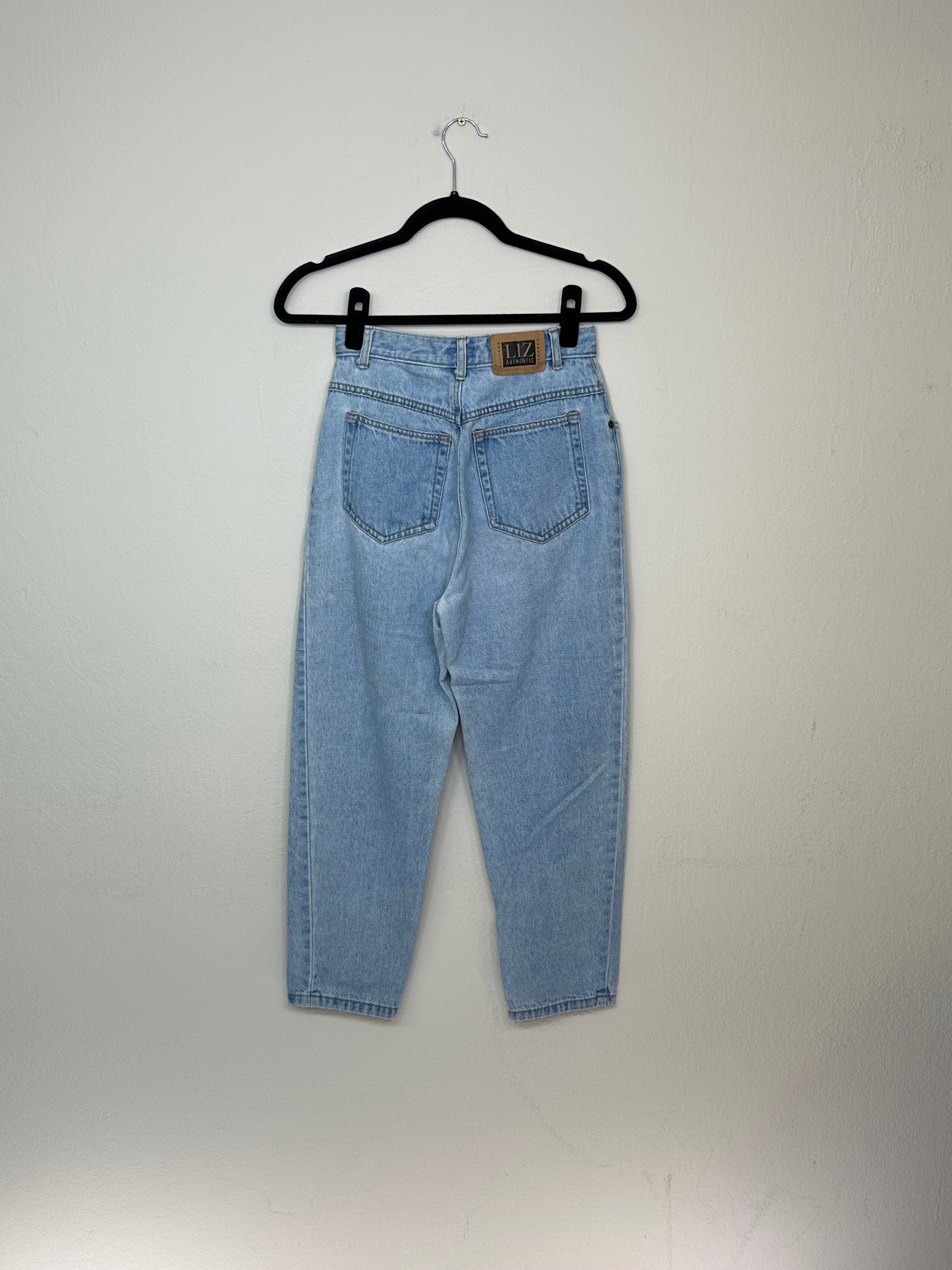 Liz Claiborne Cropped Mom Jeans