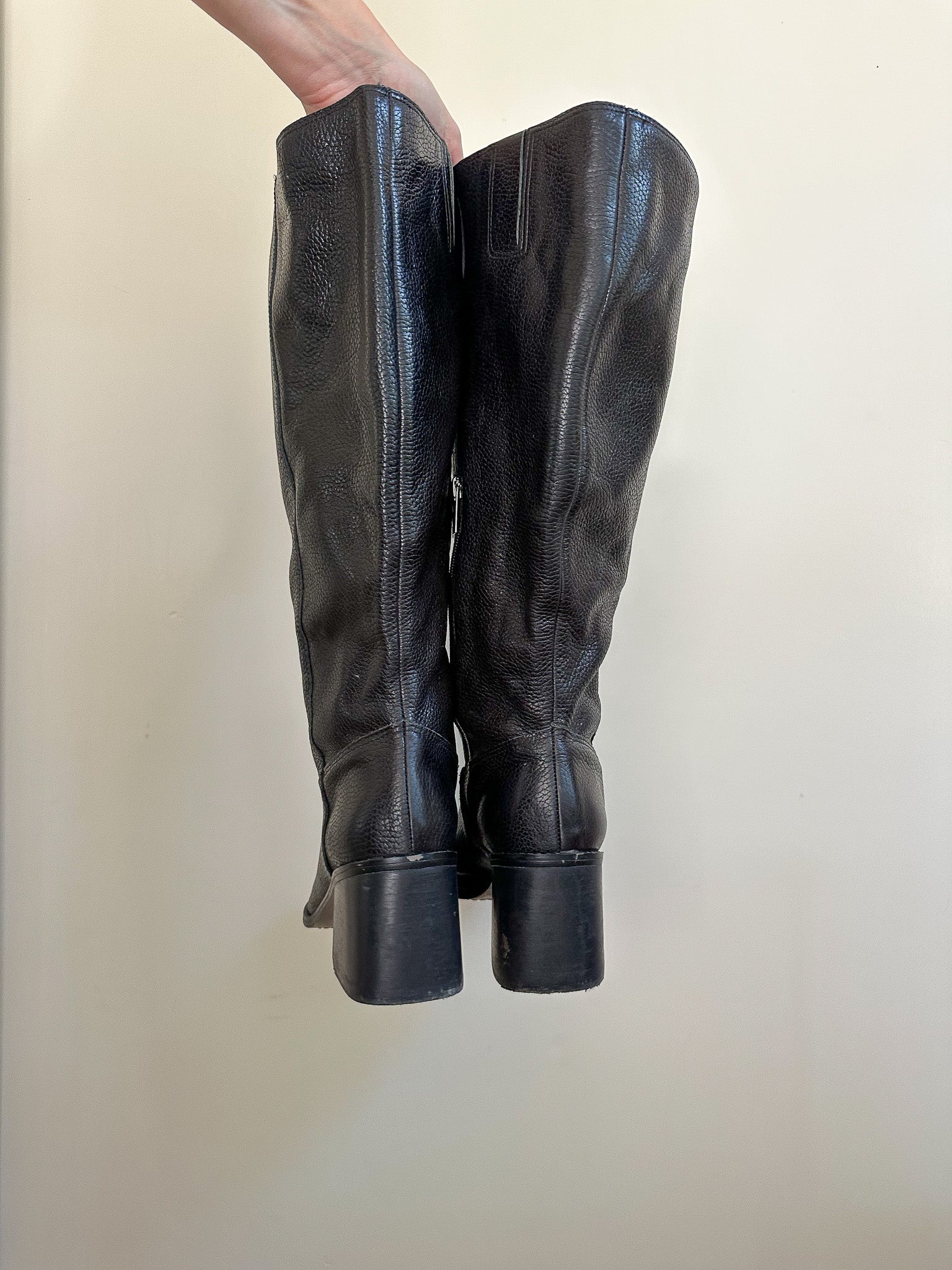 [Modern] Vince Camuto Sangeti Extra Wide Calf Boots