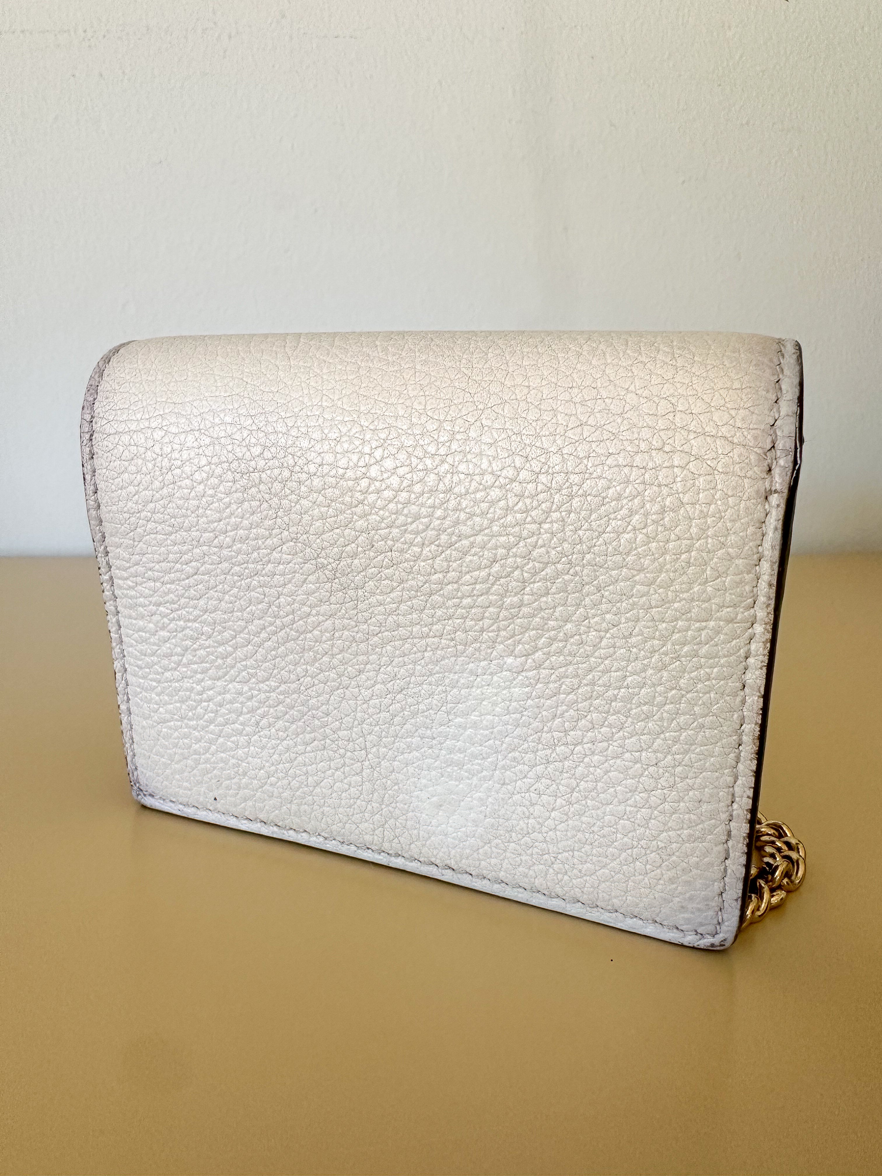 Gucci Zumi Wallet on Chain