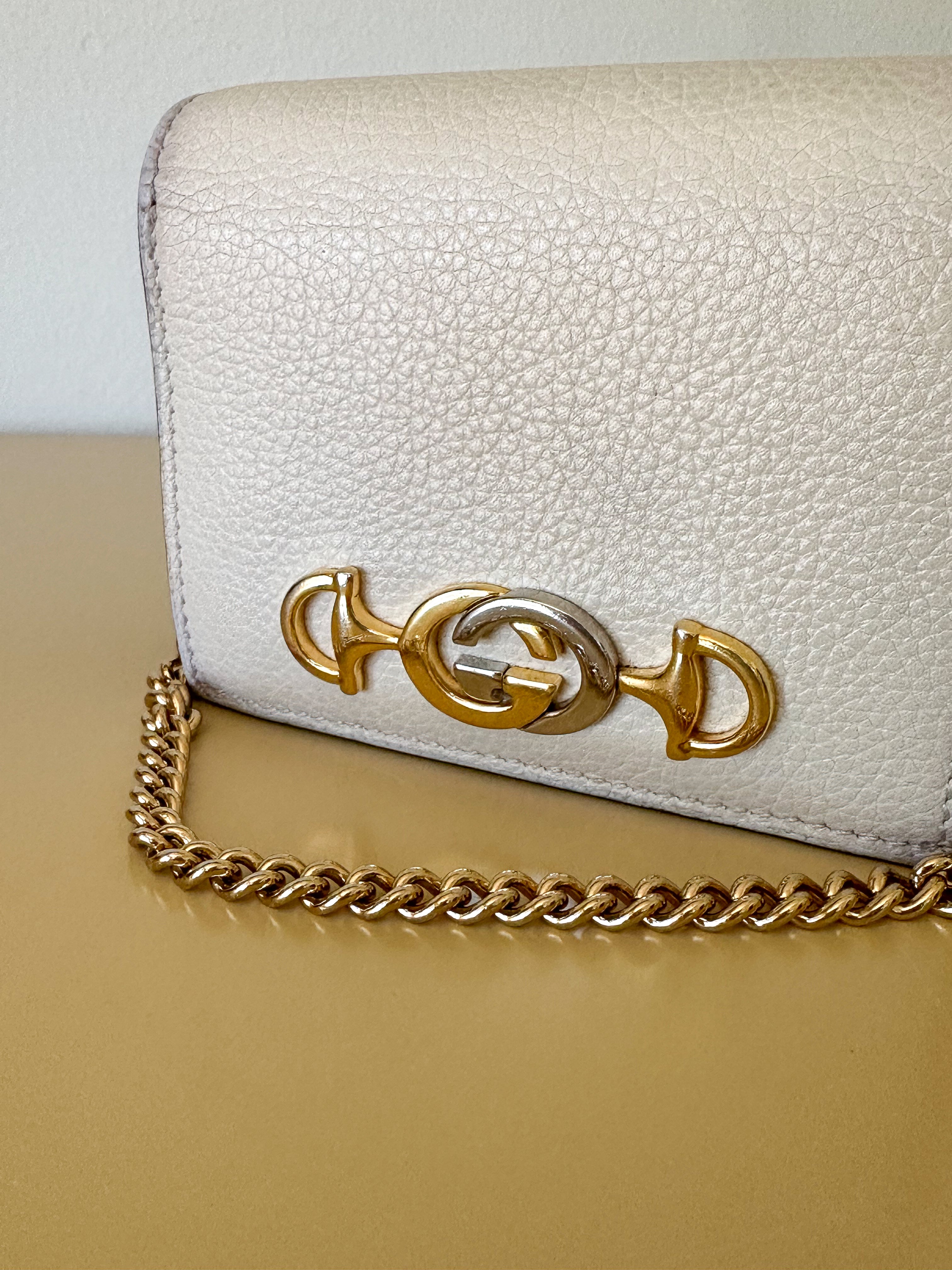 Gucci Zumi Wallet on Chain
