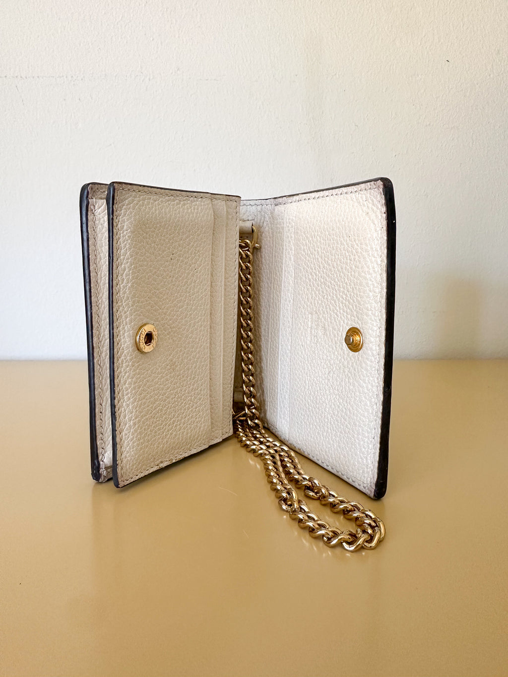 Gucci Zumi Wallet on Chain
