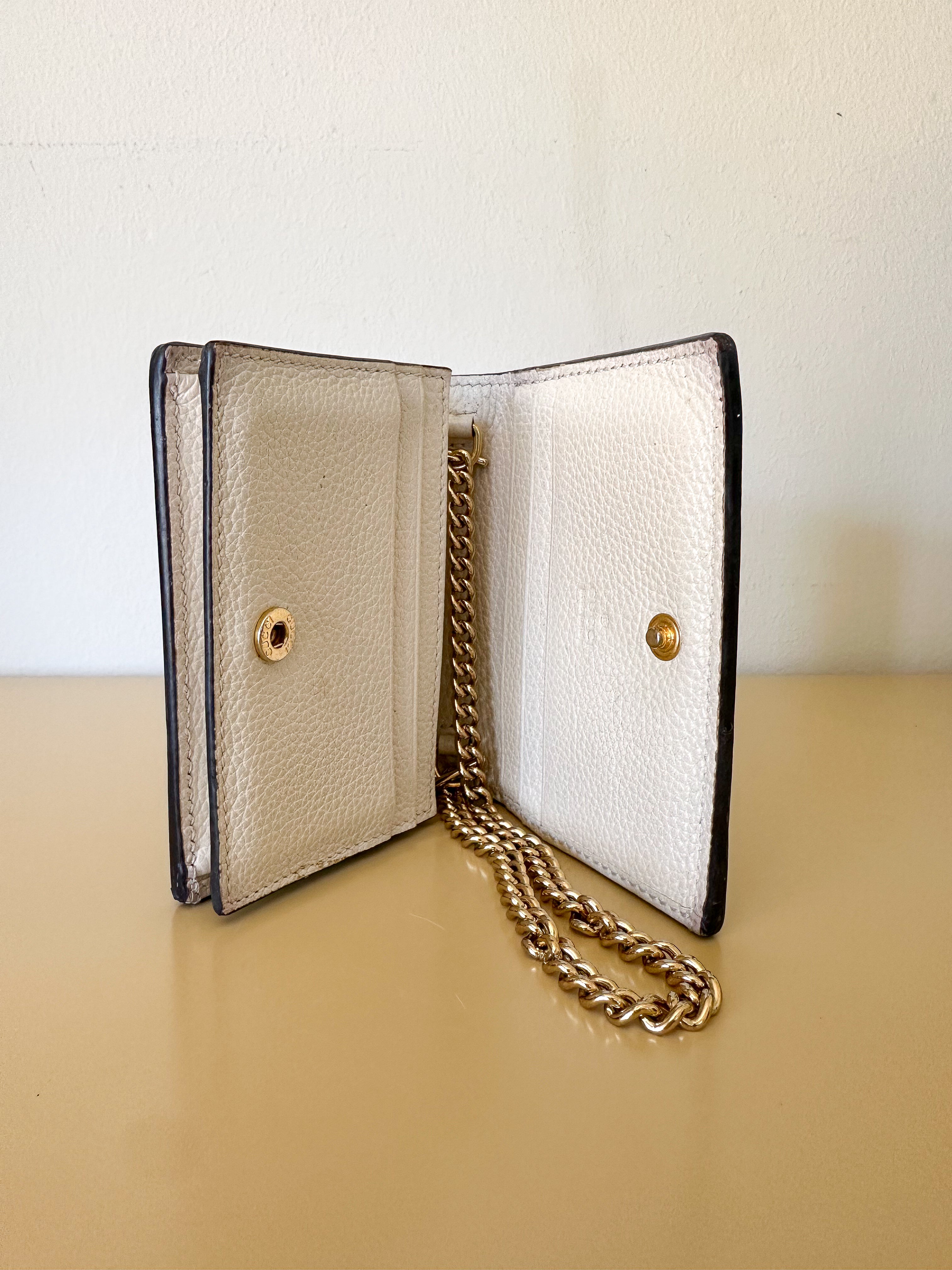 Gucci Zumi Wallet on Chain