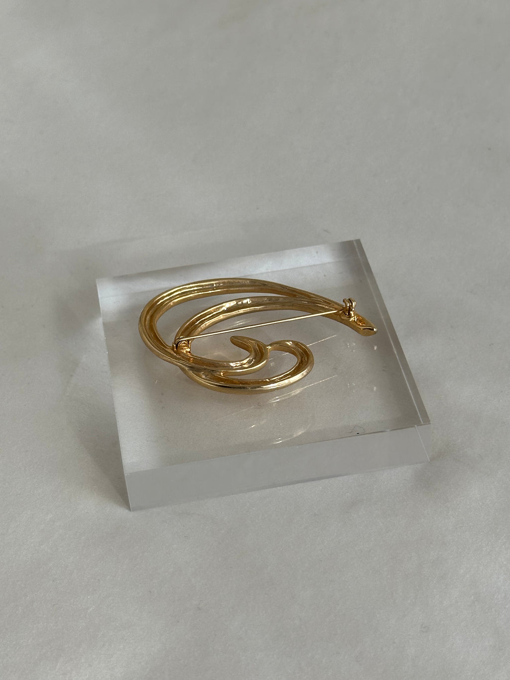 Sculptural Wave Brooch