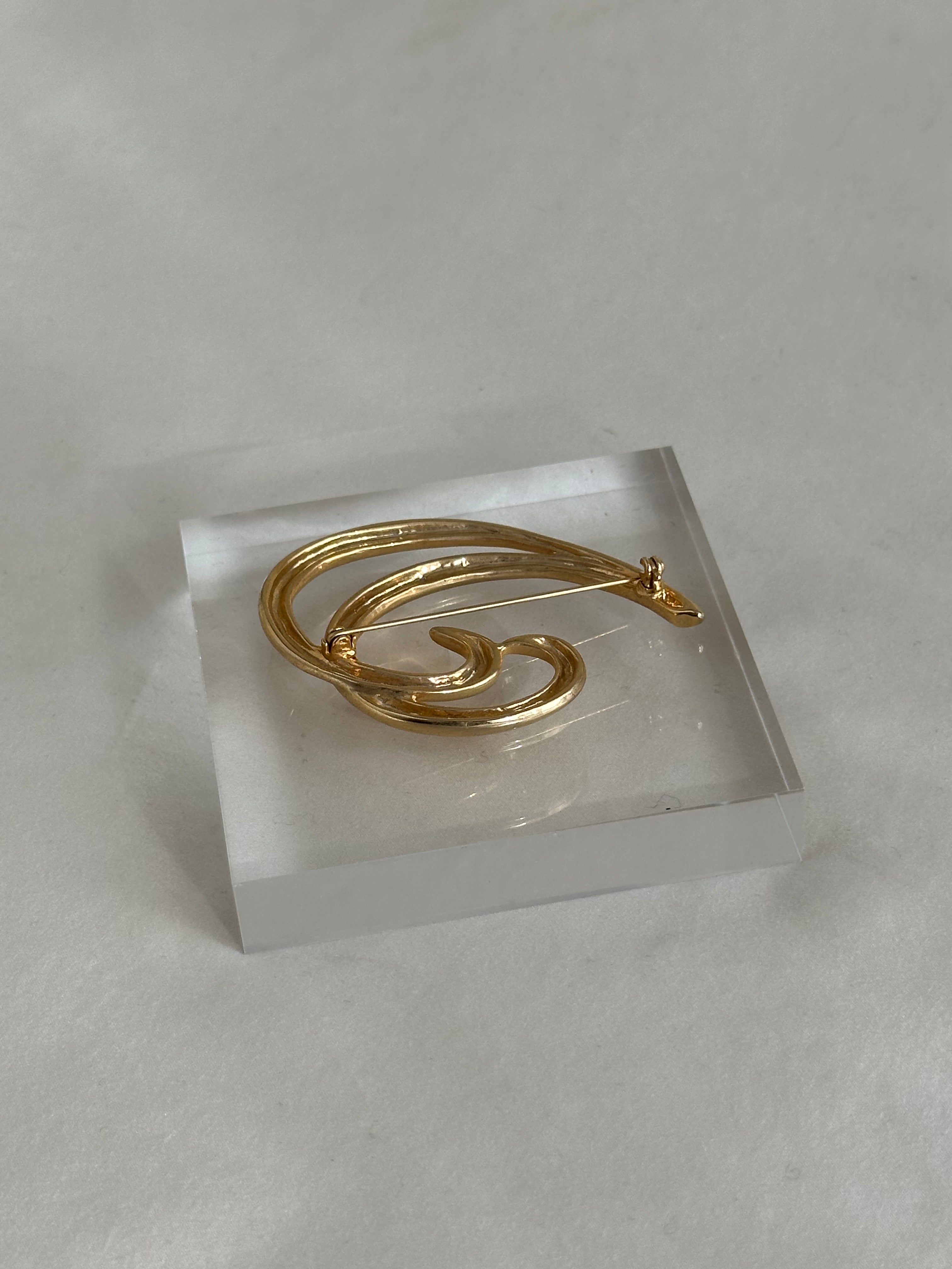 Sculptural Wave Brooch