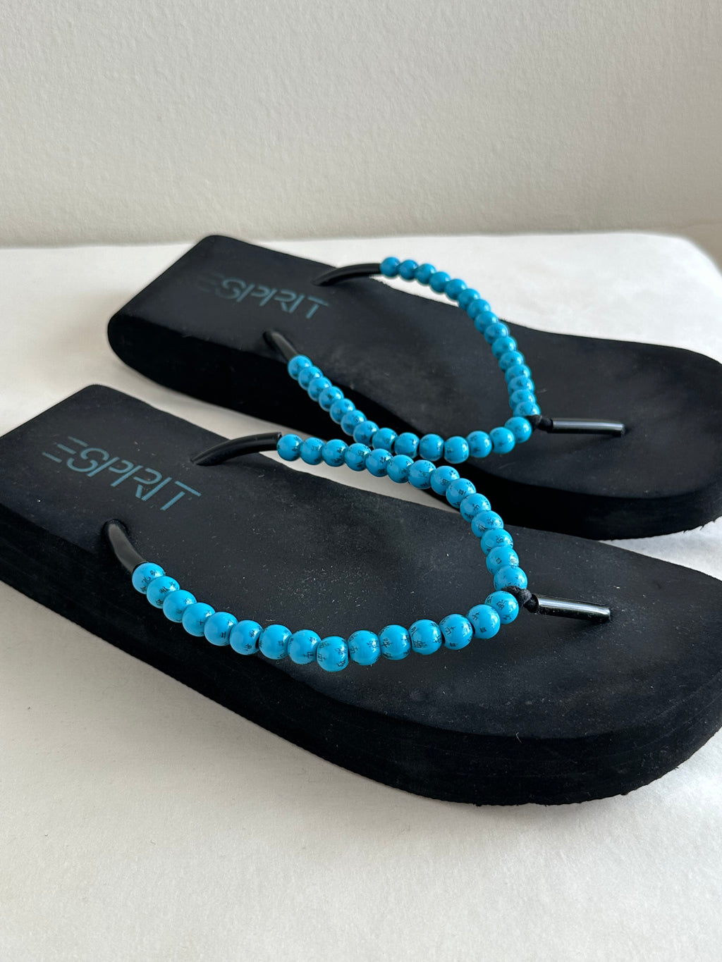 Y2K Espirit Beaded Platform Flip Flops