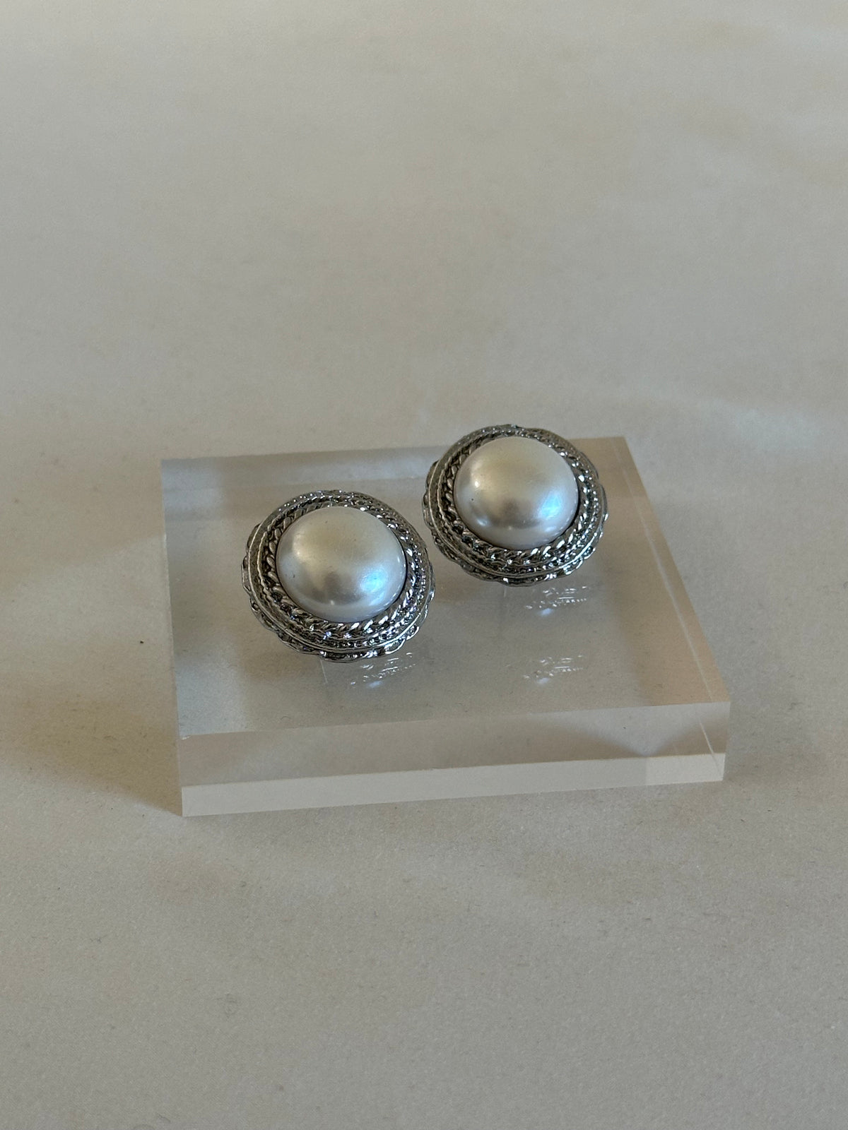 Faux Pearl Cabochon Earrings
